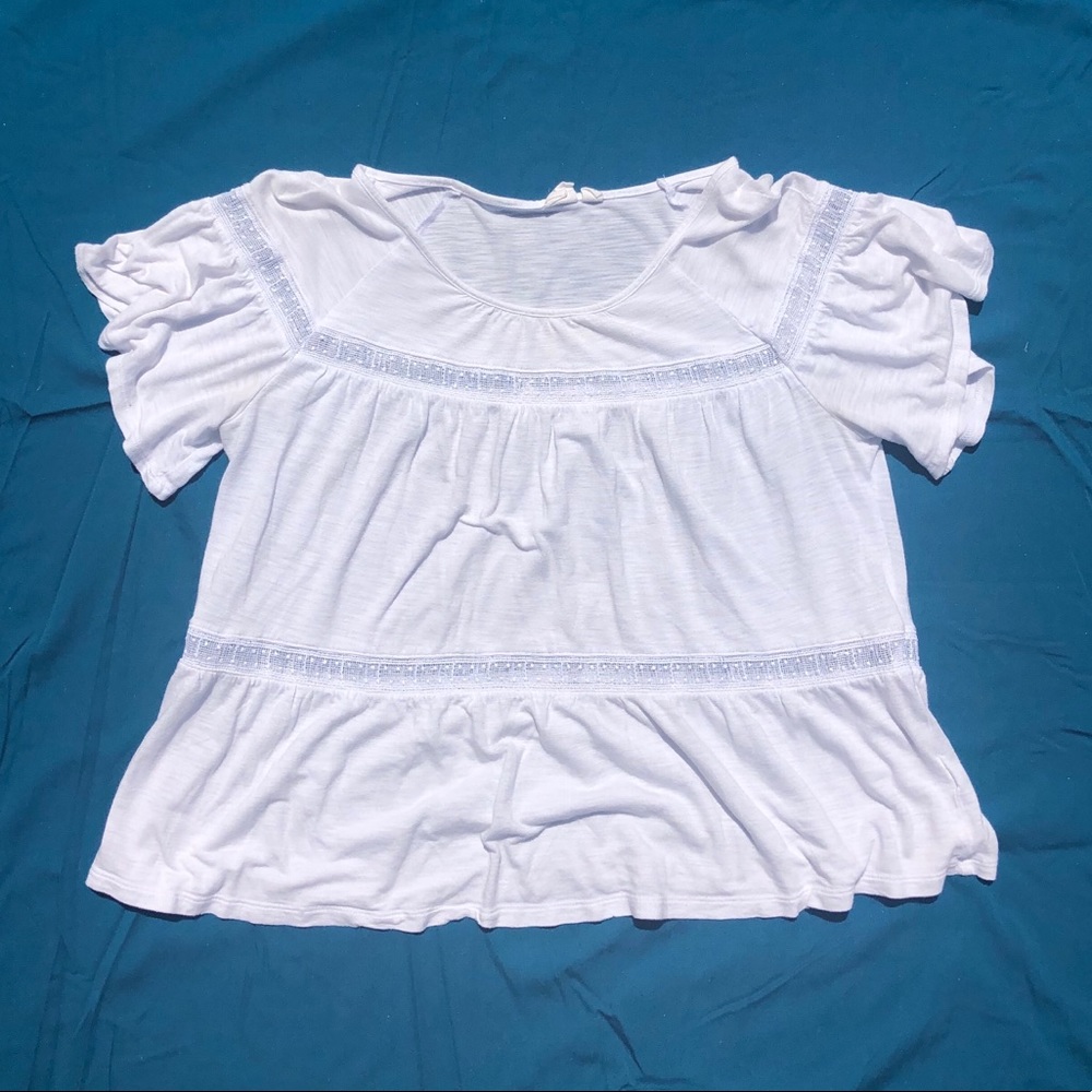 CUTE WHITE LOOSE TOP